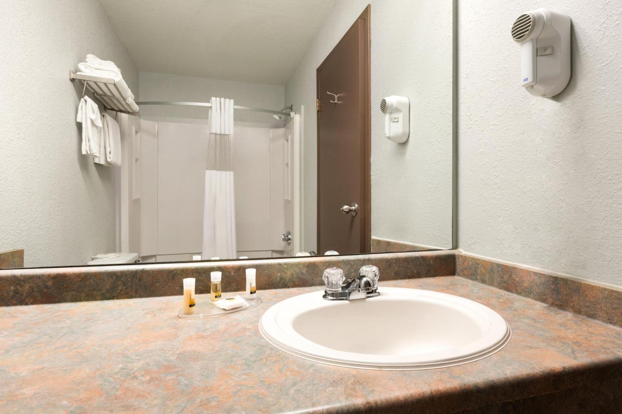 High Prairie Inn Екстериор снимка
